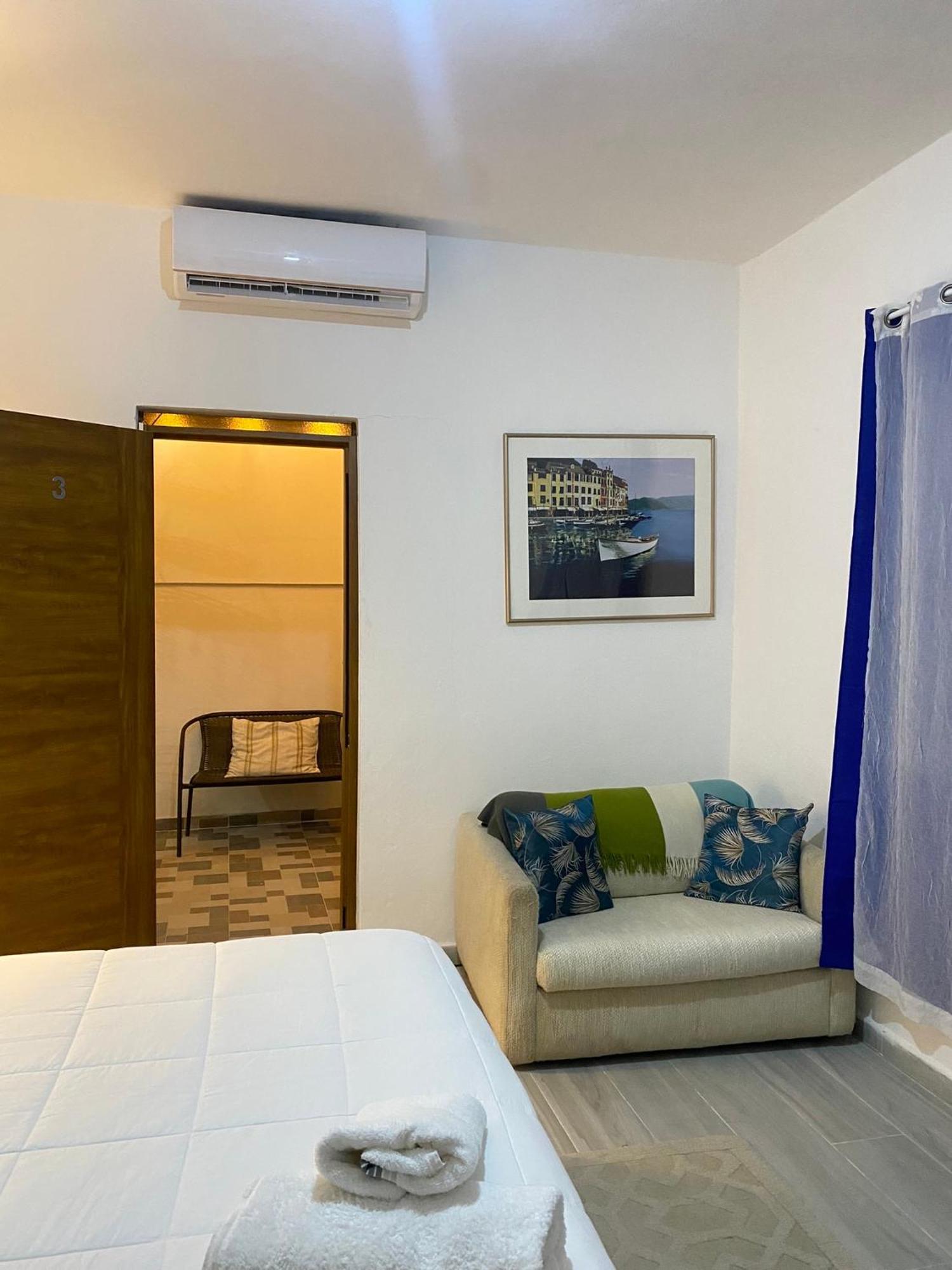Only Room By Merengue House, 8 Minutos Airport Monte Adentro  Екстериор снимка